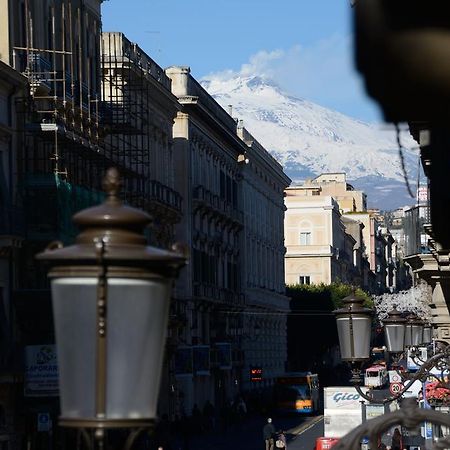 Catania Etnea Bed And Breakfast Bagian luar foto