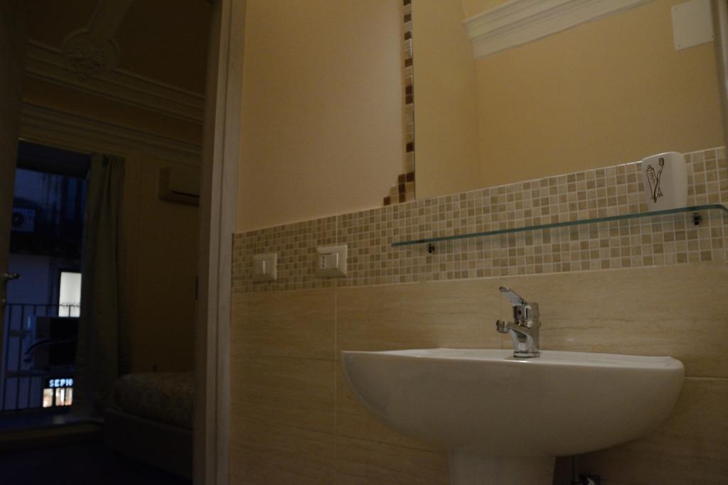 Catania Etnea Bed And Breakfast Ruang foto